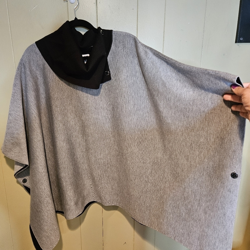 Anne Klein Plus-Size Poncho 2X - Chic, Oversized - Picture 3 of 6